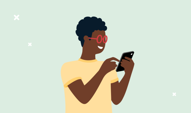 Ilustração de um homem negro de cabelos pretos encaracolados, vestindo uma camiseta amarela e óculos vermelho. Ele está mexendo no celular.