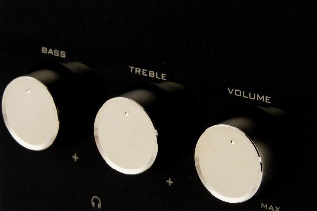 Bass, Treble and Volume dials